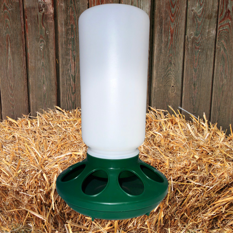 Harris Farms Chick Feeder Quart Jar and Screw-On Poultry Feeder Set